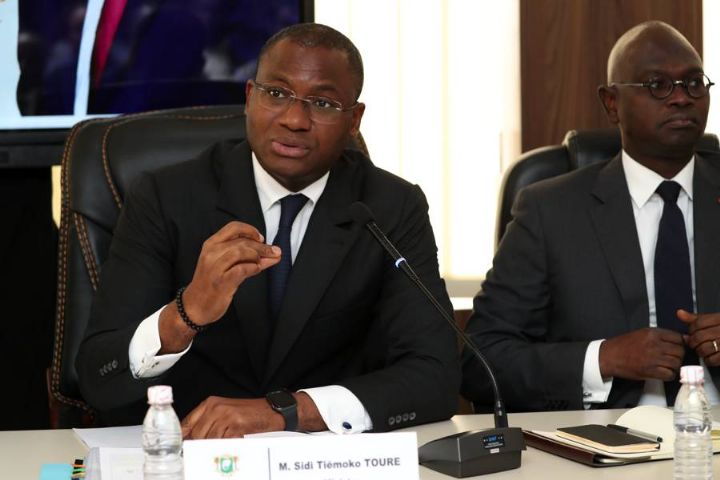 Entretien Routier : 15 871 KM de routes et de pistes rurales reprofilées